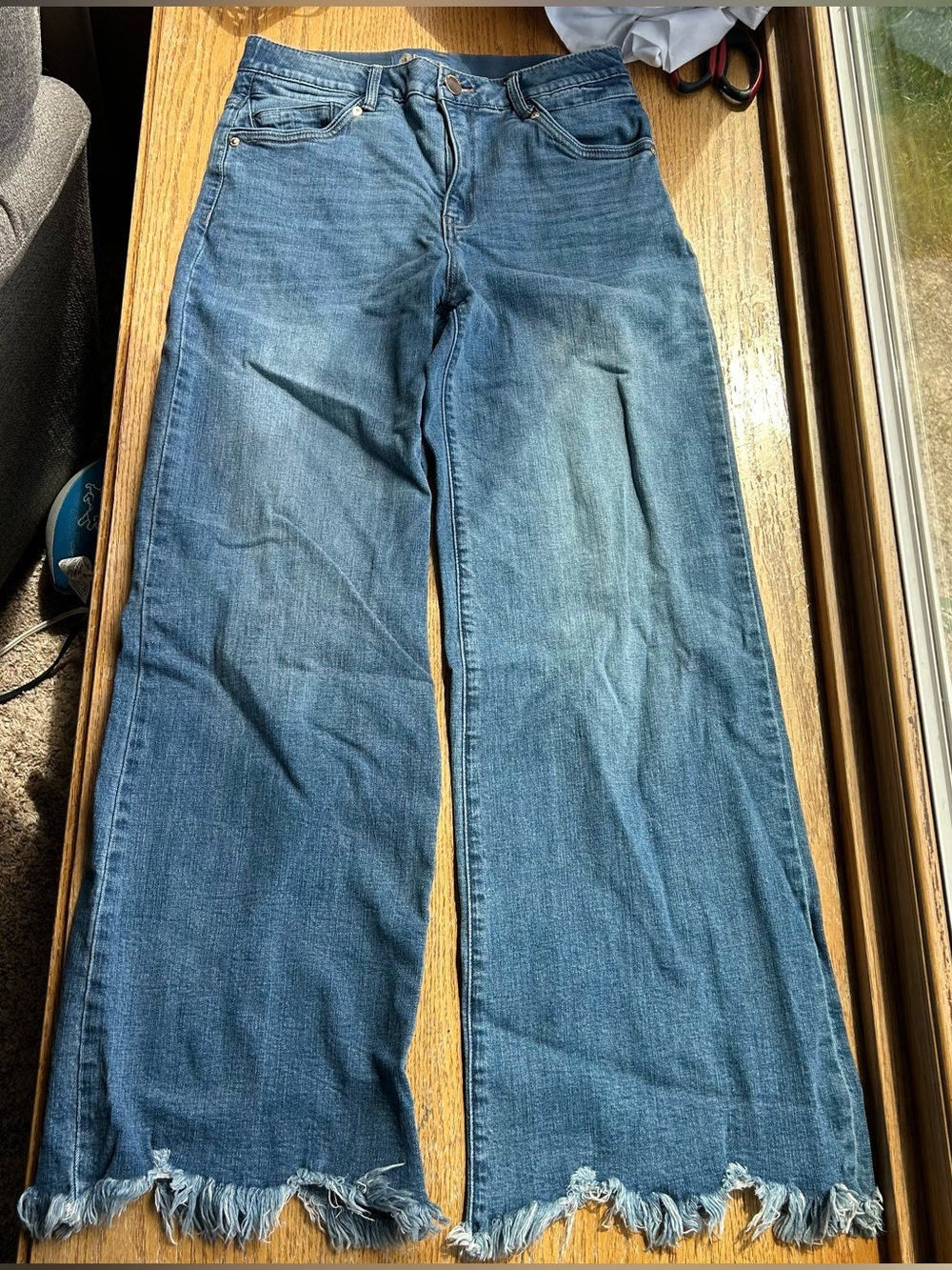 Democracy Medium Blue Wide Leg Jeans with Frayed Hem